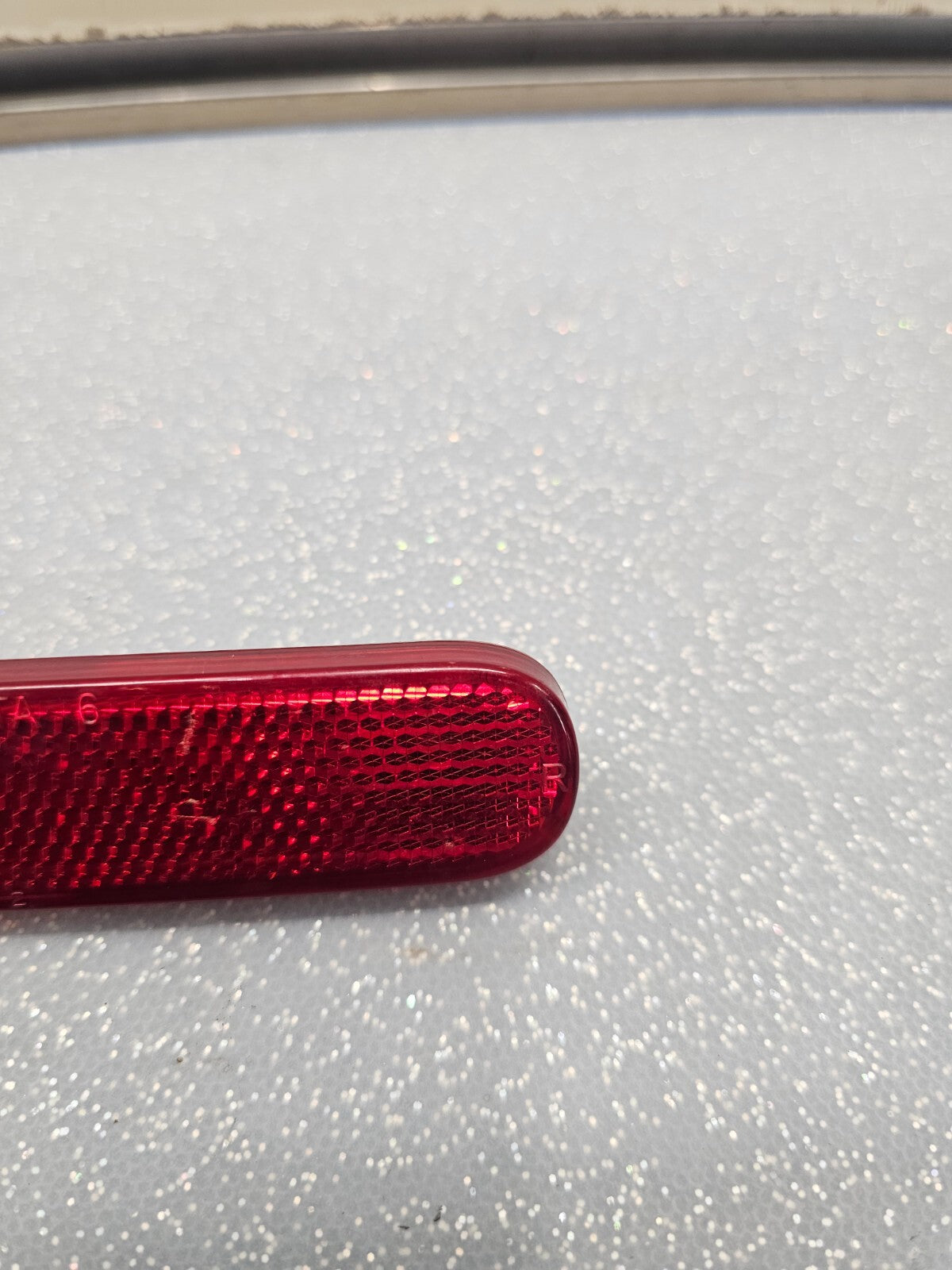 🔥06-11 CHEVROLET HHR REAR SIDE PASSENGER MARKER LIGHT ASSEMBLY REFLECTOR BUMPER