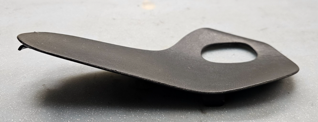 03-06 SILVERADO SIERRA TAHOE LEFT FRONT INTERIOR DOOR PANEL HANDLE COVER PEWTER