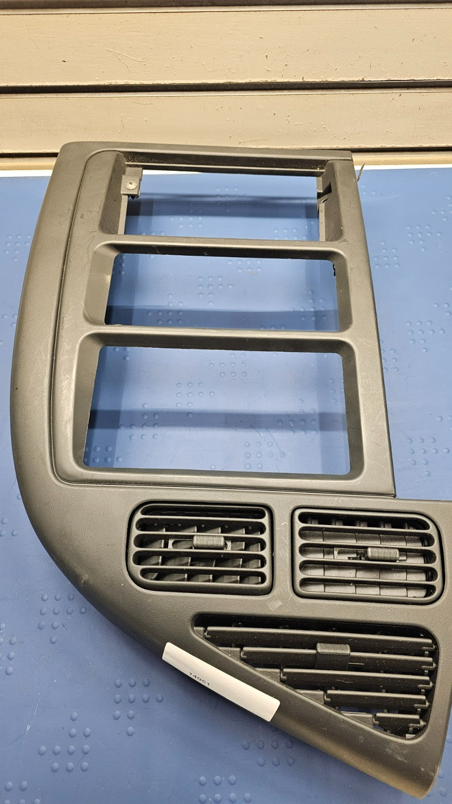 🔥99-02 NISSAN QUEST CENTER DASH RADIO CLIMATE CONTROL TRIM COVER PANEL SILVER