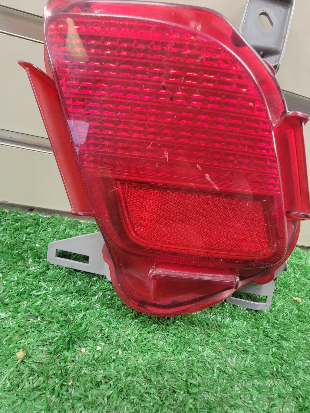 🔥14-19 Toyota Highlander Rear Bumper Reflector Passenger Tail Light Assembly