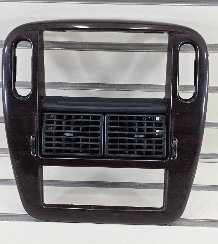 🔥02-05 EXPLORER RADIO STEREO AUDIO CLIMATE TEMPERATURE CONTROL BEZEL TRIM WOOD