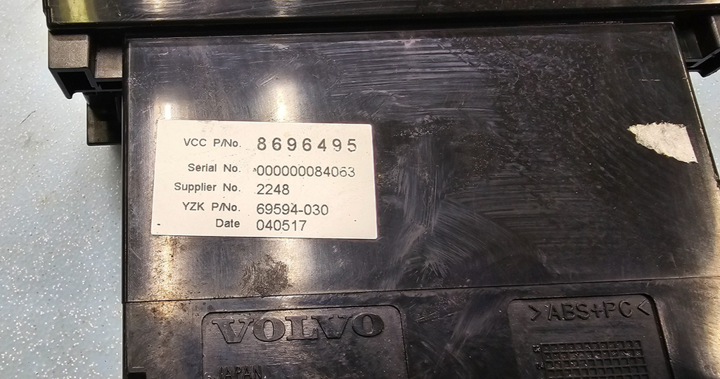 🔥04-06 Volvo S40 05-06 V50 Dash Multi Functional Display Screen