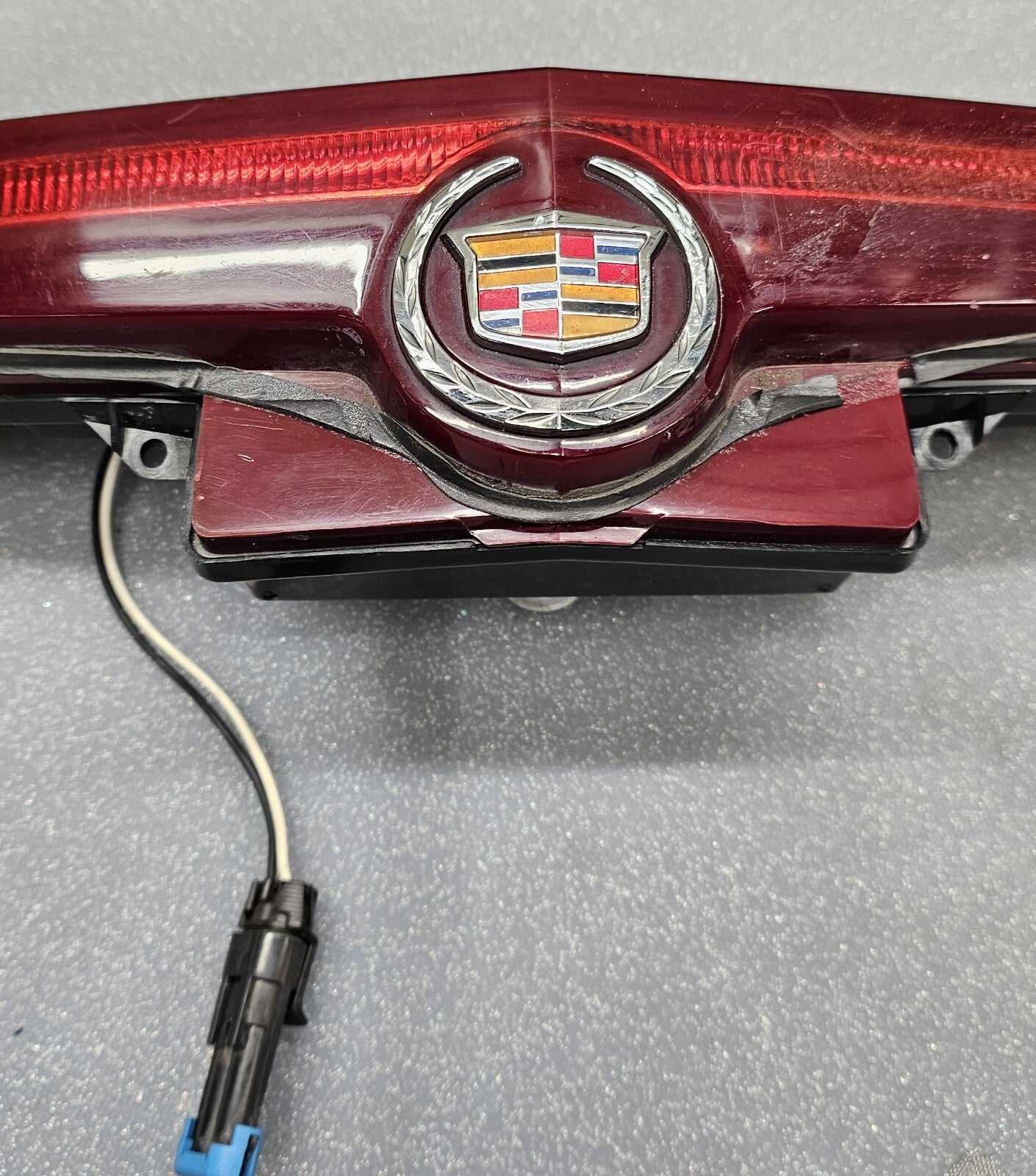 🔥2003-2007 Cadillac CTS Trunk 3rd Brake Light Third Rear   OEM