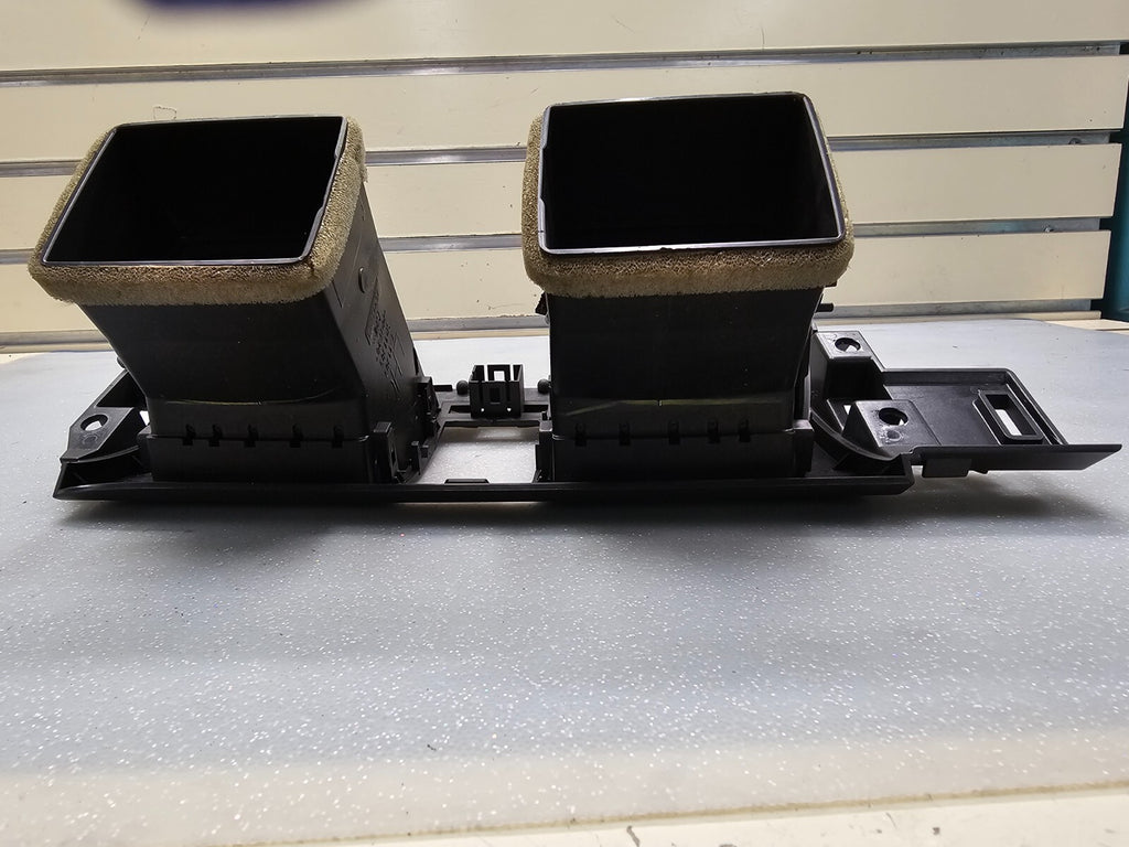 🔥06-11 Cadillac DTS Dash Center Air Vent Heater Filter Trim Bezel Conditioning