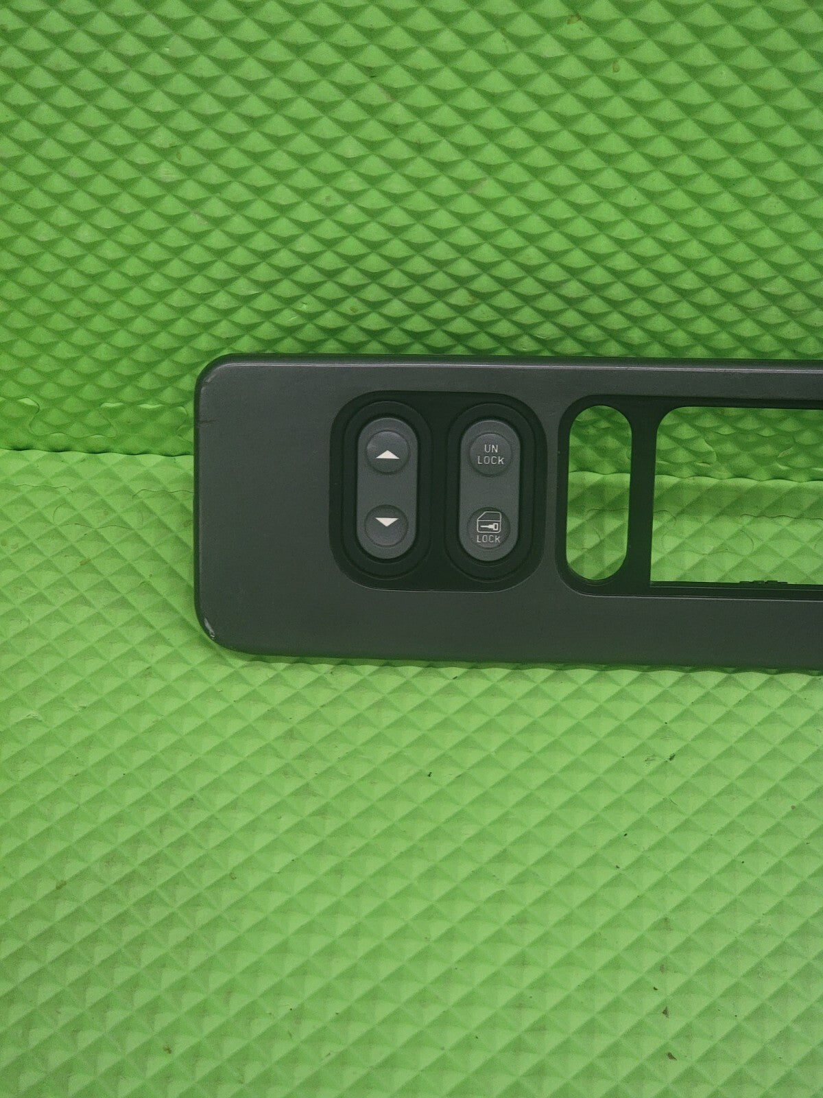 1988-1994 Chevy GMC C/K1500 Silverado Sierra Truck RH Interior Switch Gray SW44