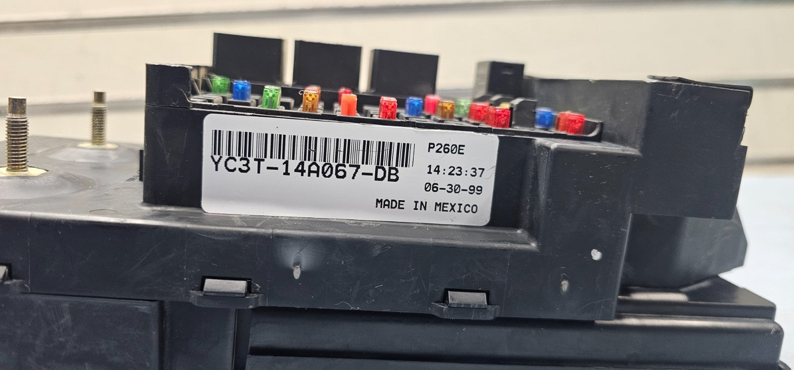 🔥99-03 Ford F150 F250 F350 Interior Fuse Box Junction Relay Block OEM