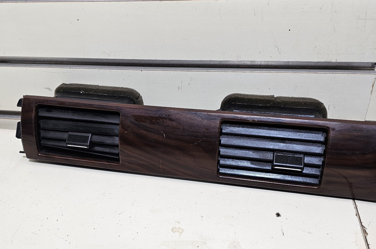 🔥05-09 Five Hundred Taurus Sable Interior Center Dash Panel Bezel Trim Wood