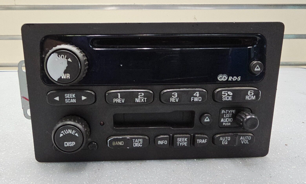 🔥2003-2006 GMC Sierra CHEVY Silverado Tahoe Radio CD Cassette Tape Player
