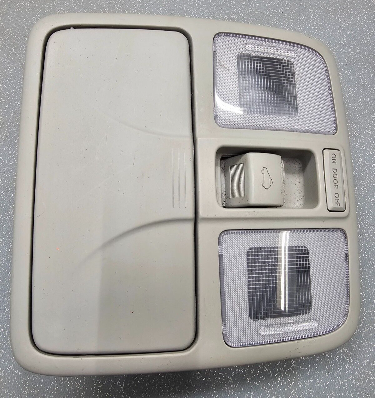 10-15 HYUNDAI IX35 OVERHEAD CONSOLE INTERIOR SUNROOF DOME MAP LIGHT LAMP LT GRAY