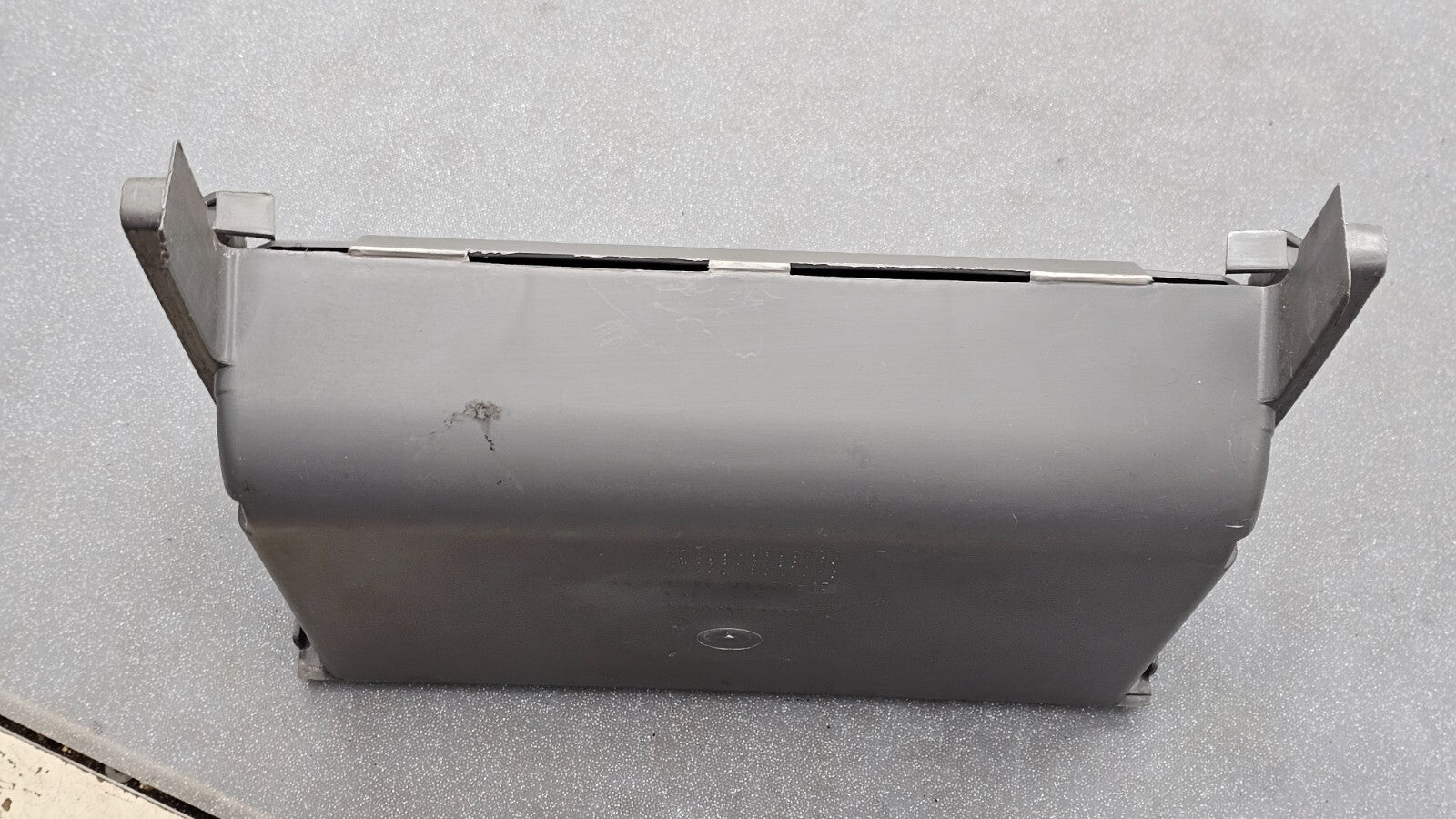 🔥01-07 CARAVAN TOWN COUNTRY DASH GLOVE BOX COMPARTMENT LID COVER ASSEMBLY GRAY