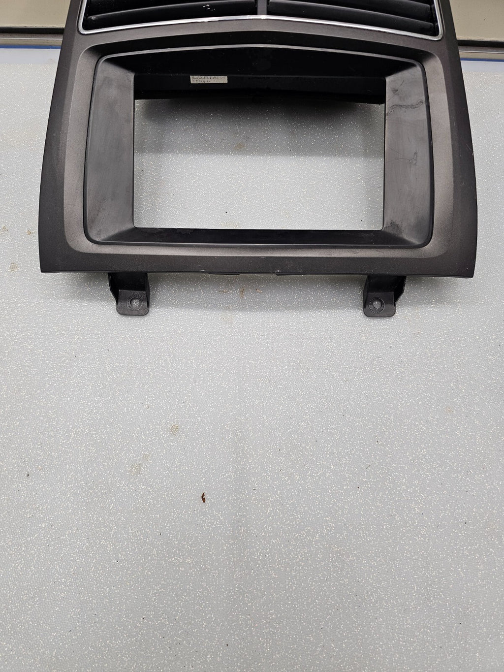 🔥2013 - 2019 Lincoln MKT Dash Navigation Trim Air Vent Bezel OEM DARK GRAY