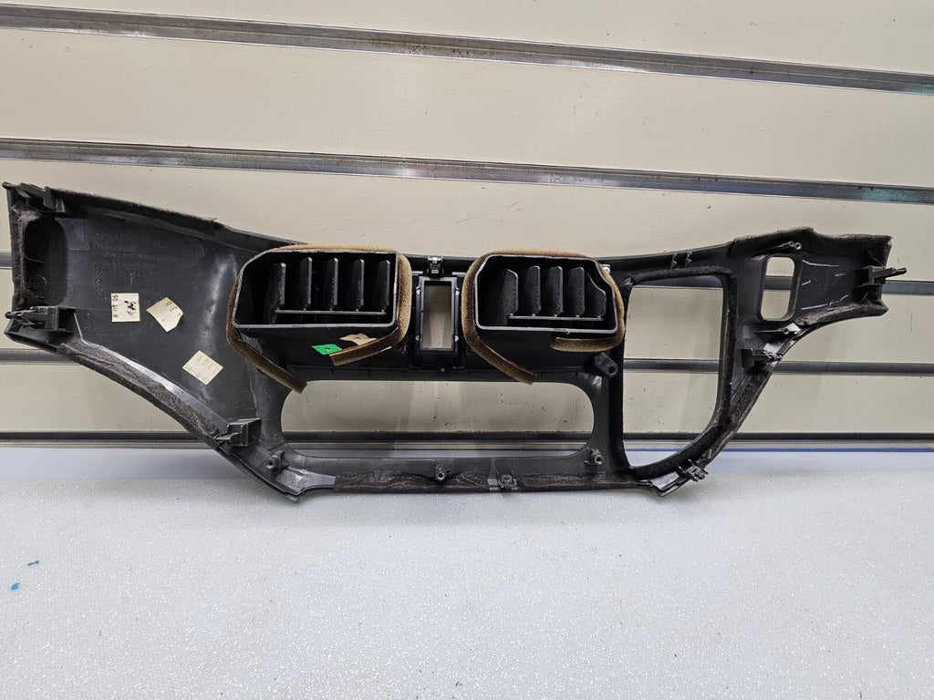 05-10 Honda Odyssey Center Dash Radio Climate Control Bezel Trim Panel Dark Gray