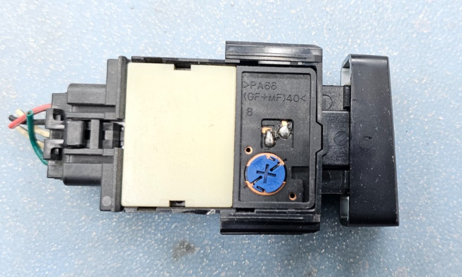 🔥03-08 Corolla Rear Window Defrost Defroster Button Control Heat Switch Black