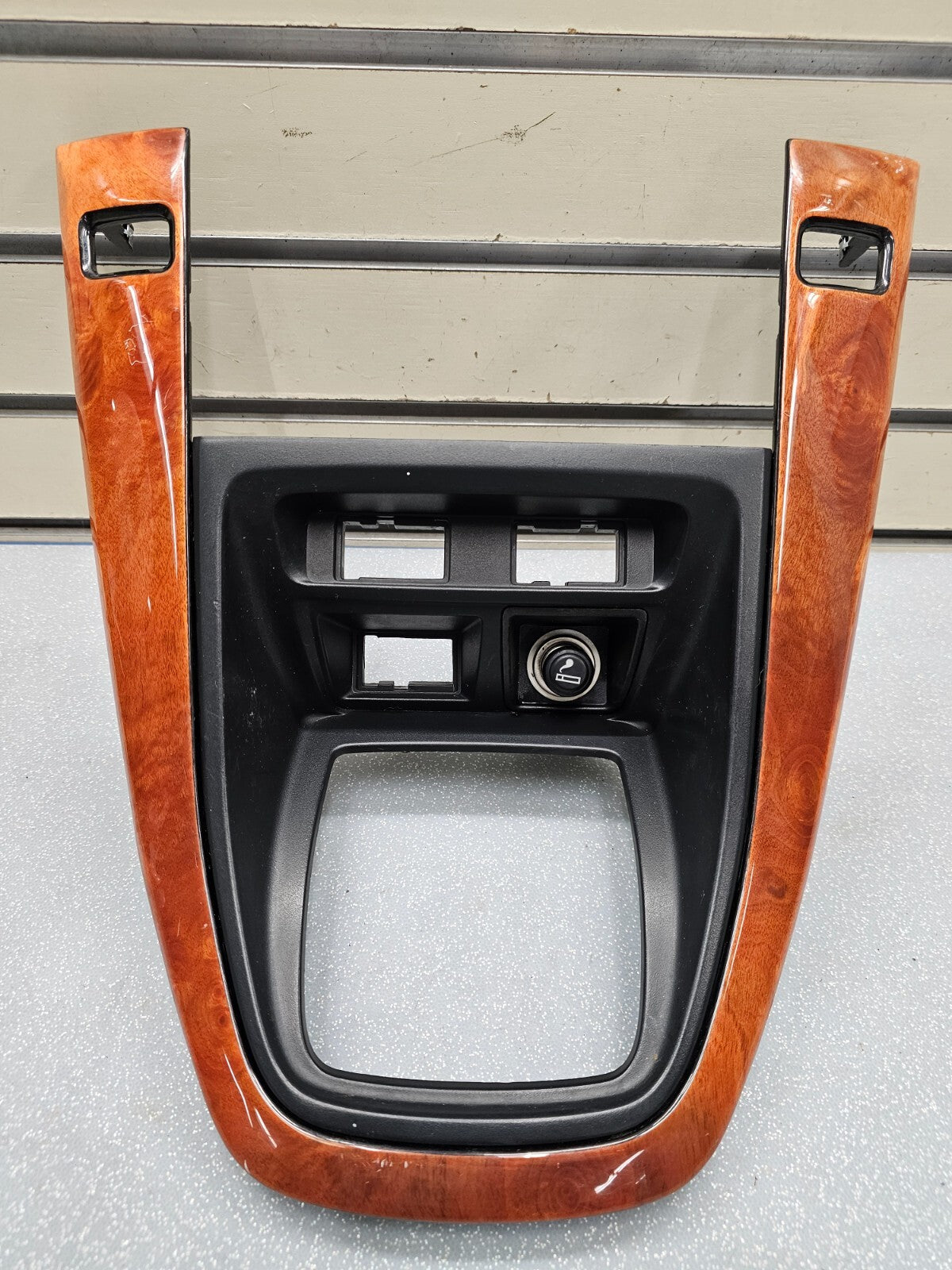 🔥99-03 LEXUS RX300 DASH CONSOLE SHIFTER BEZEL COVER PANEL TRIM W/ LIGHTER OEM