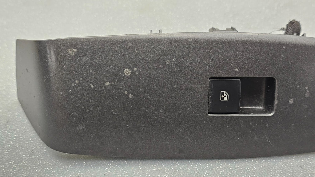 🔥13-15 CHEVY MALIBU FRONT RIGHT PASSENGER POWER DOOR WINDOW SWITCH LOCK GRAY