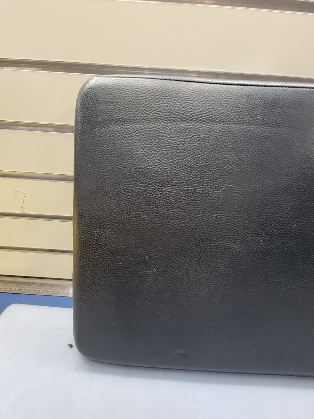 🔥2002-2008 Dodge RAM Center Console Jump Seat ARMREST Cover Lid Leather Black