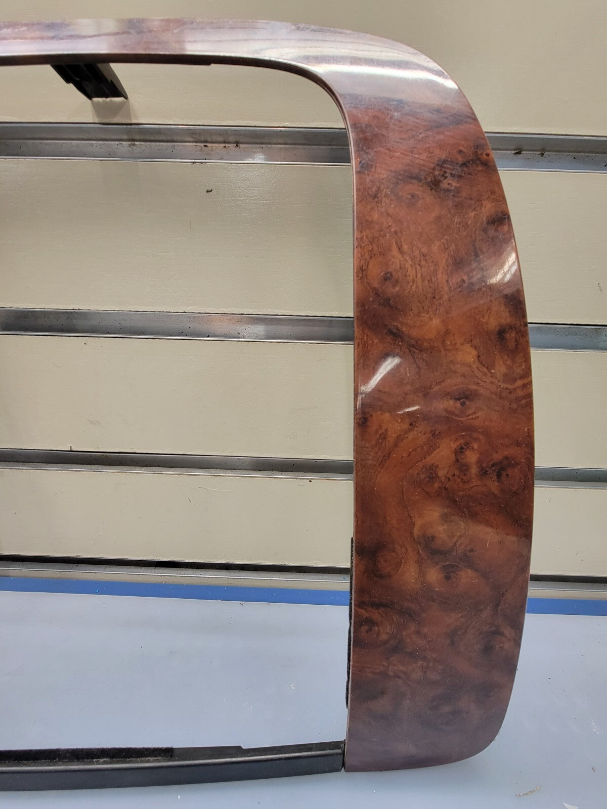 🔥07-13 SUBURBAN TAHOE YUKON CENTER DASH RADIO BEZEL TRIM WOODGRAIN