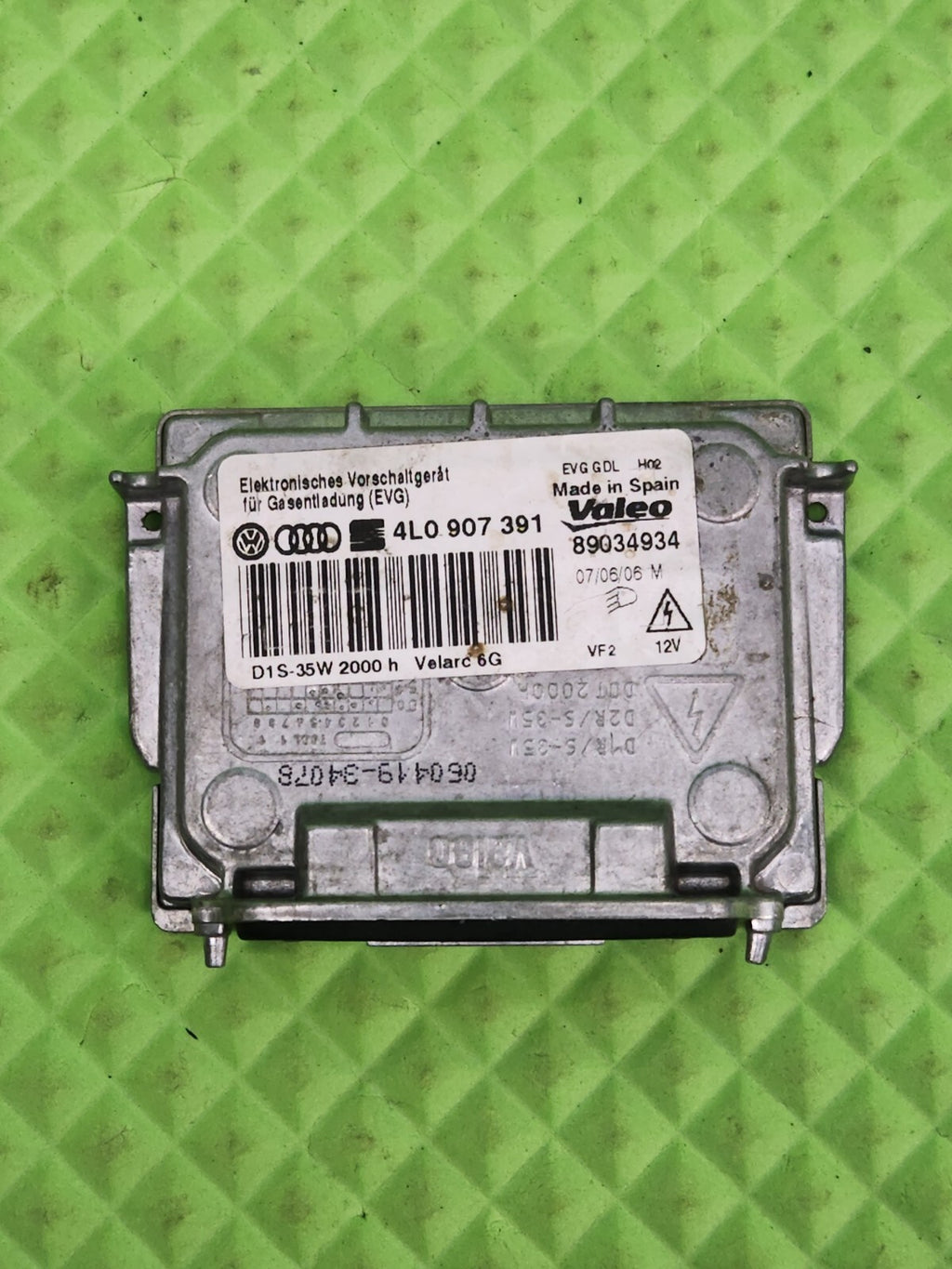 2007-2009 Audi Q7 Volkswagen VW HID Xenon Headlight Ballast Control OEM WHITE