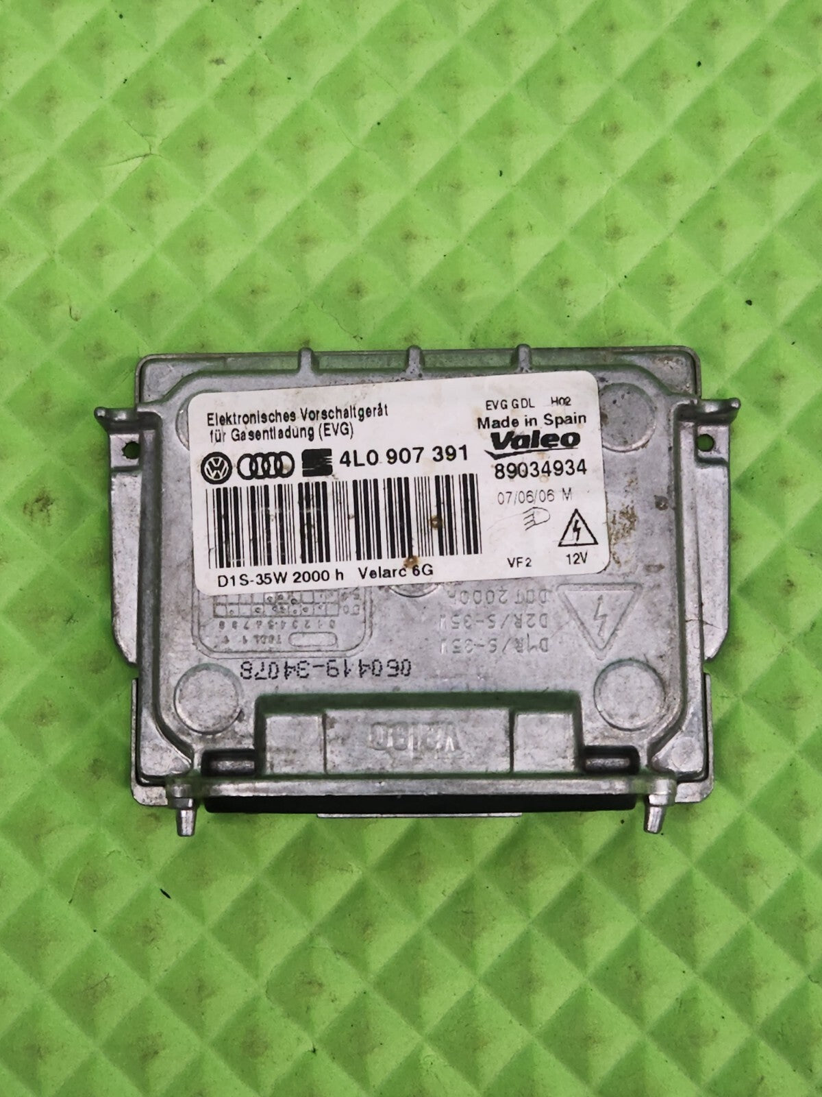 2007-2009 Audi Q7 Volkswagen VW HID Xenon Headlight Ballast Control OEM WHITE