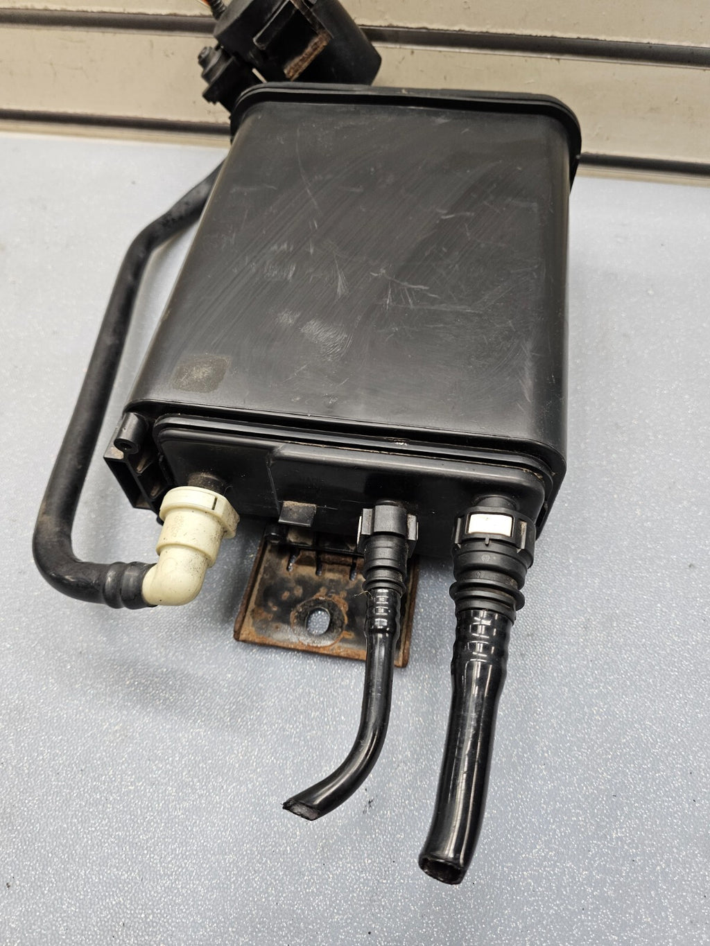 🔥04-12 GMC CANYON COLORADO FUEL VAPOR CHARCOAL EVAP EMMISION CANISTER ASSEMBLY