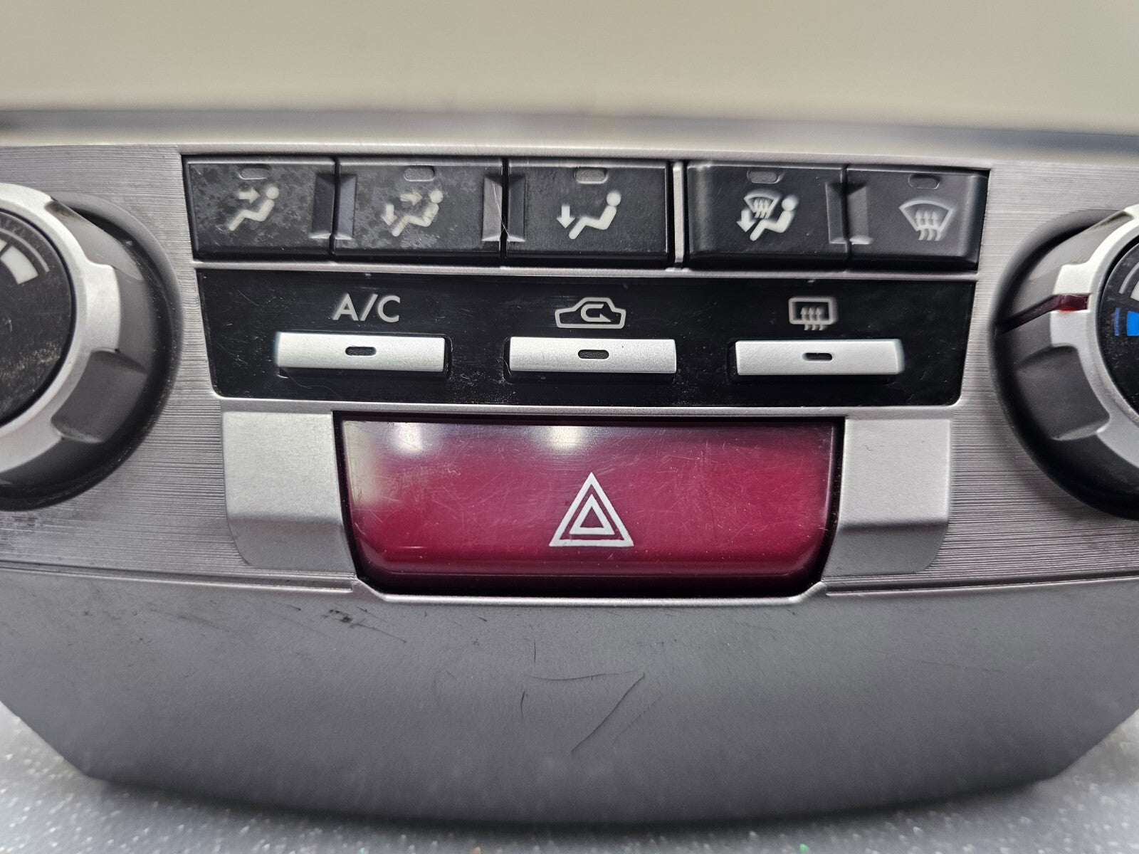 🔥10-14 Legacy Outback Front Dash Heater Cliamte Control Temperature Conditioner