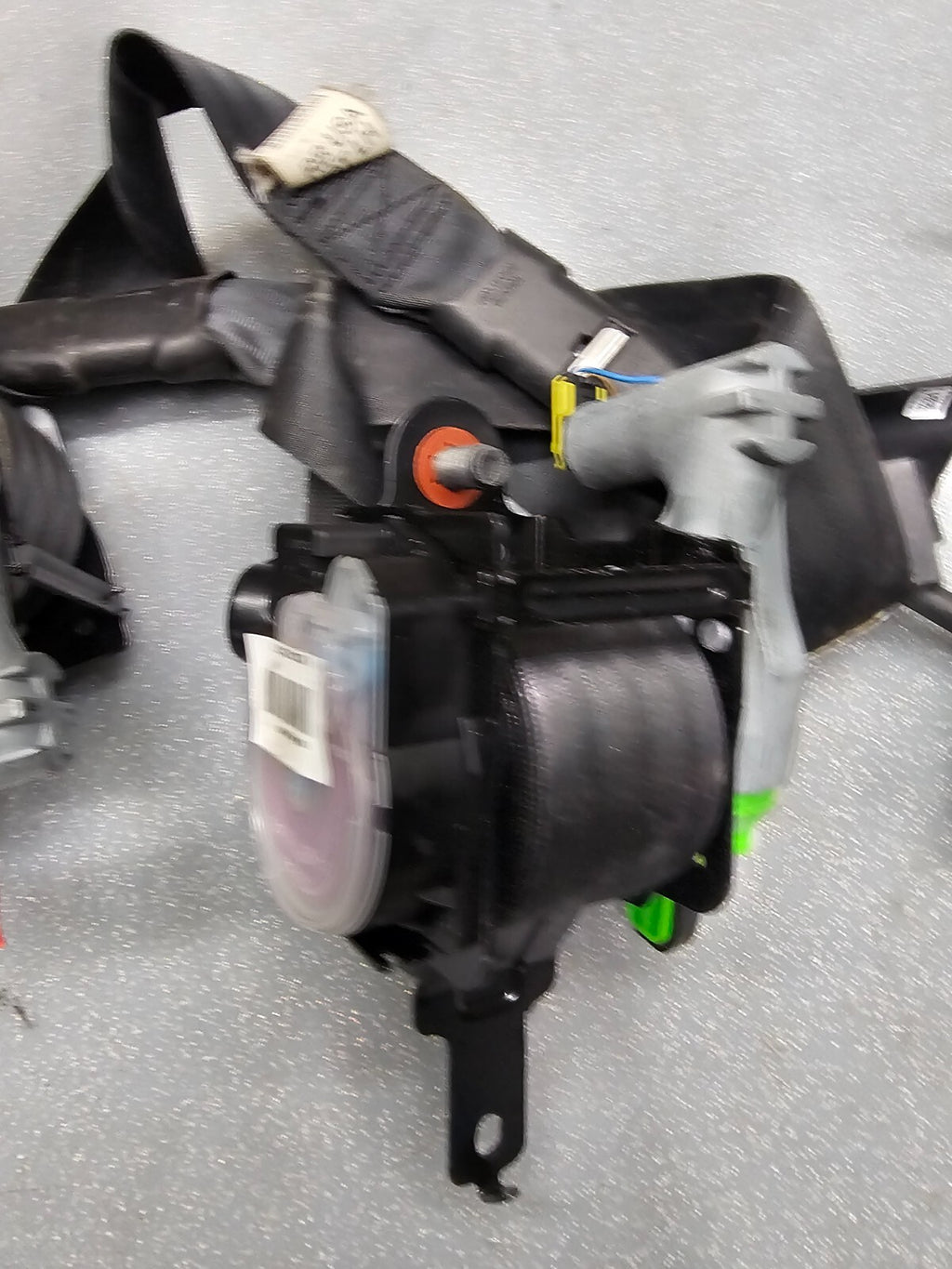 🔥12-17 Hyundai Accent Front Left Driver/Right Passenger Seat Belt Retractor OEM