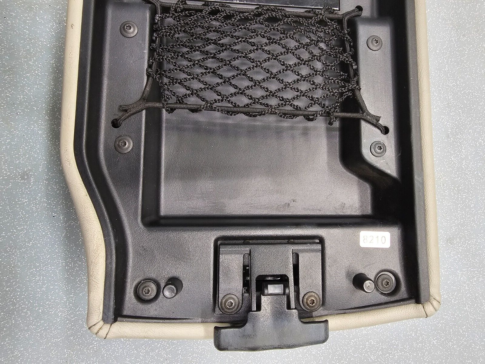 🔥05-10 JEEP COMMANDER GRAND CHEROKEE CENTER CONSOLE ARM REST LID TOP PAD LT TAN