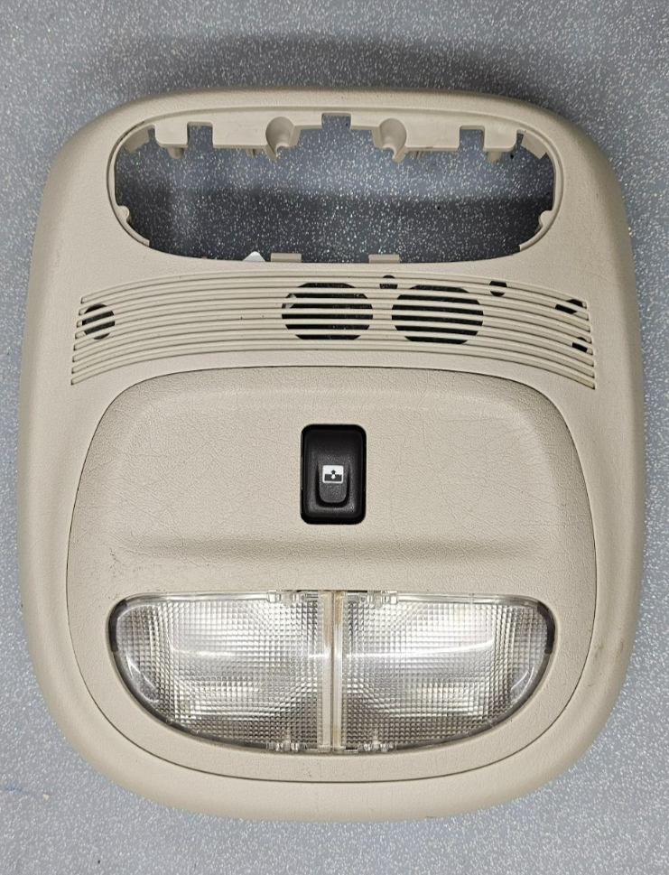 02-09 CHEVY TRAILBLAZER OVERHEAD CONSOLE DOME LIGHT MAP COMPARTMENT TAN