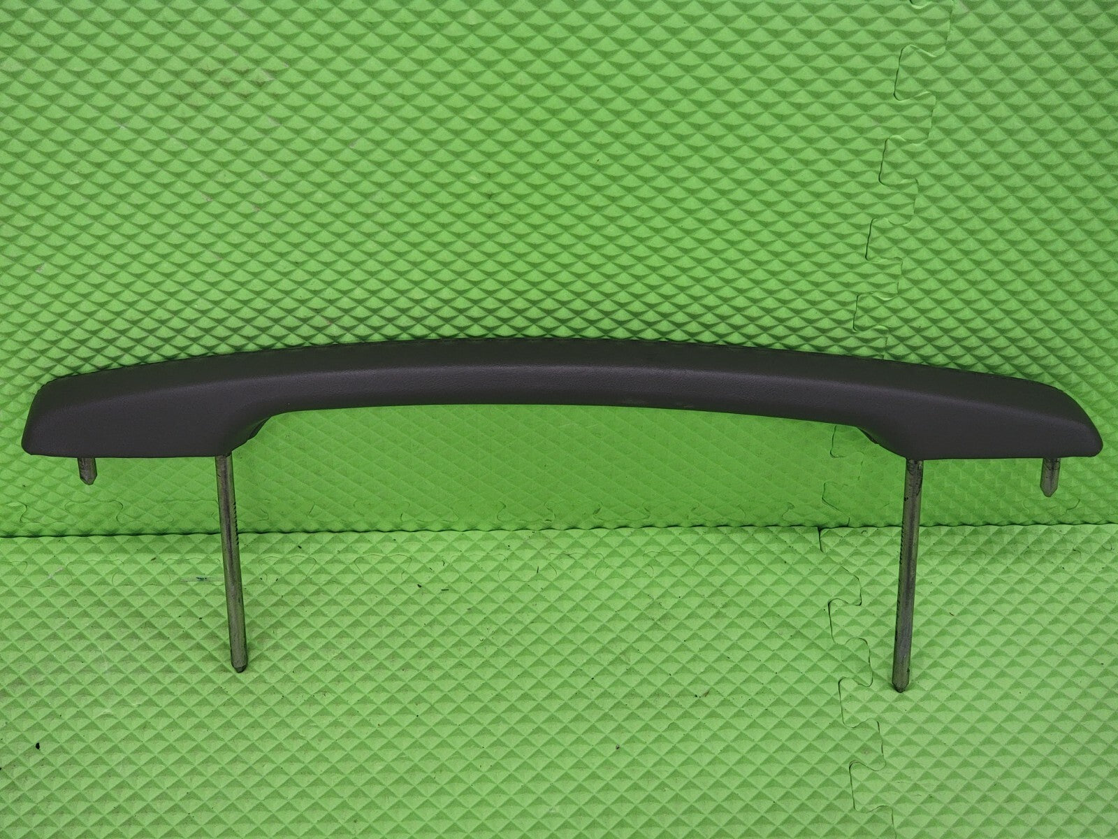 🔥02-06 Cadillac ESCALADE Dash Pad Dashboard GRAB BAR ASSIST Handle DARK GRAY