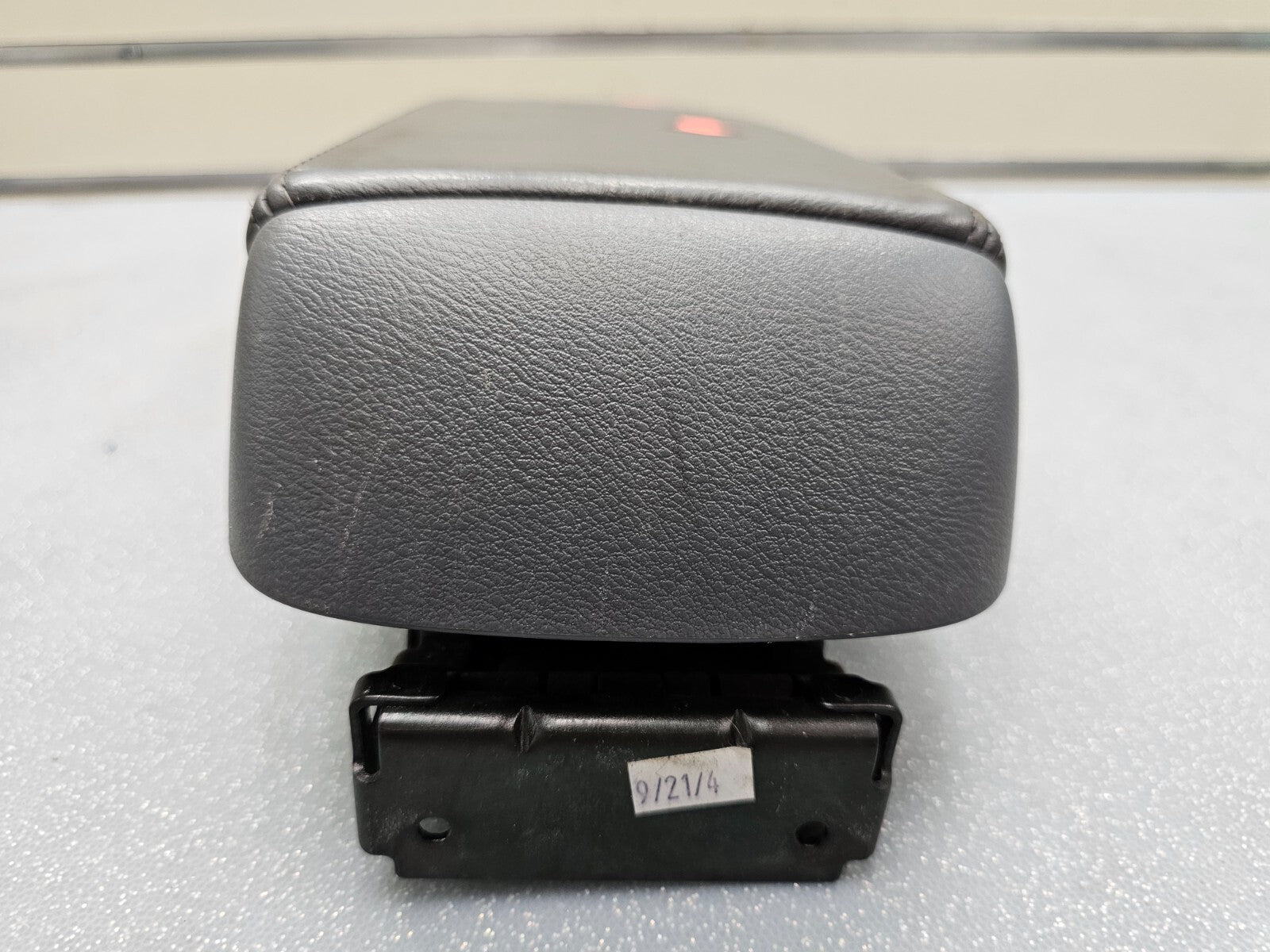 03-07 ACCORD Acura TSX Center Console Armrest Storage Lid Top Leather GRAY L22
