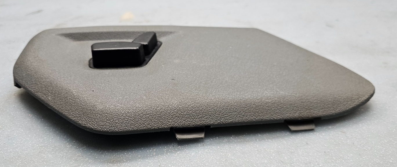 🔥2005-2007 Jeep Grand Cherokee Commander Left Front Seat Switch GRAY OEM