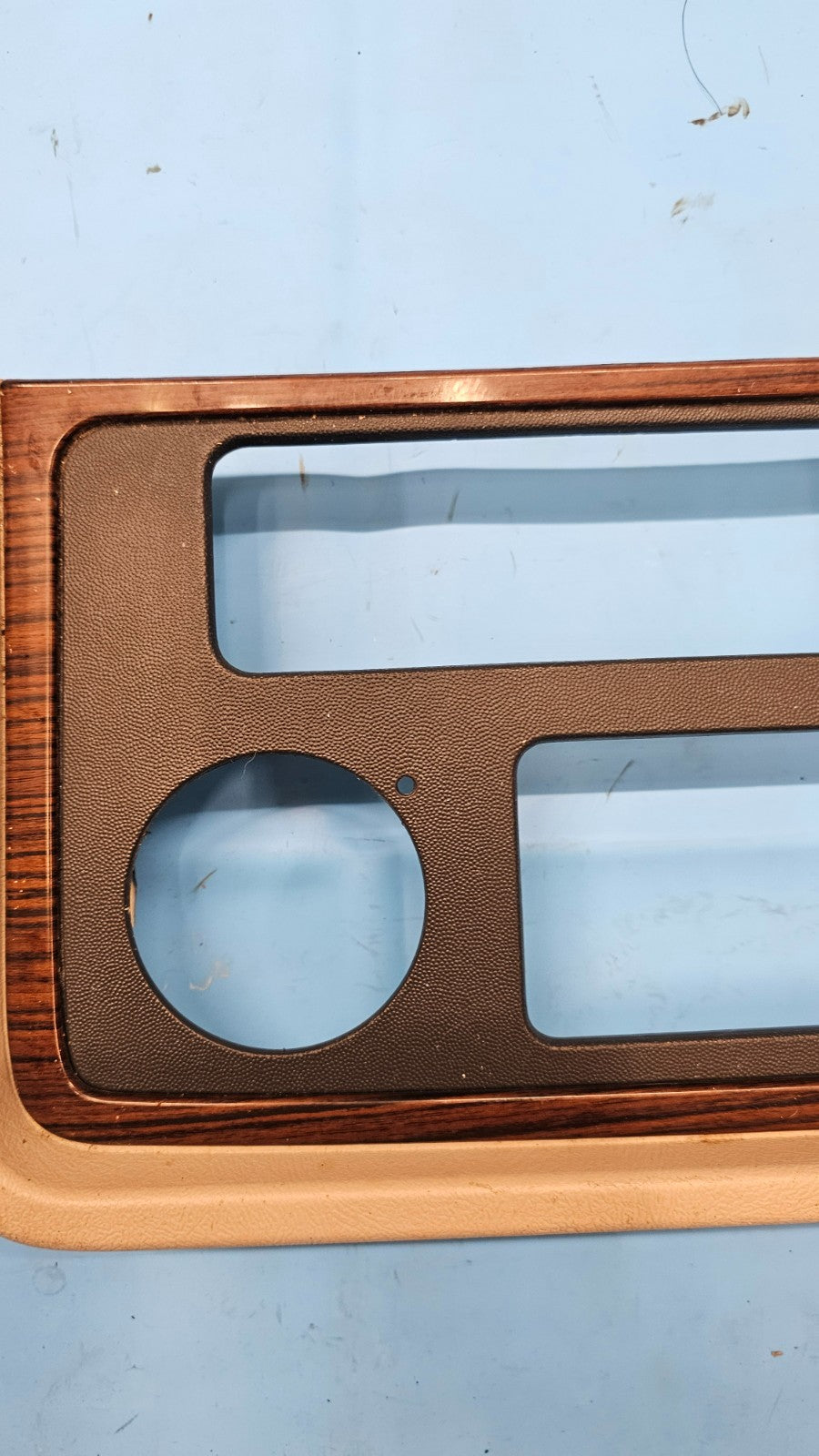 🔥02-06 Cadillac Escalade Radio Dash Trim Bezel with Clock  Tan/woodgrain