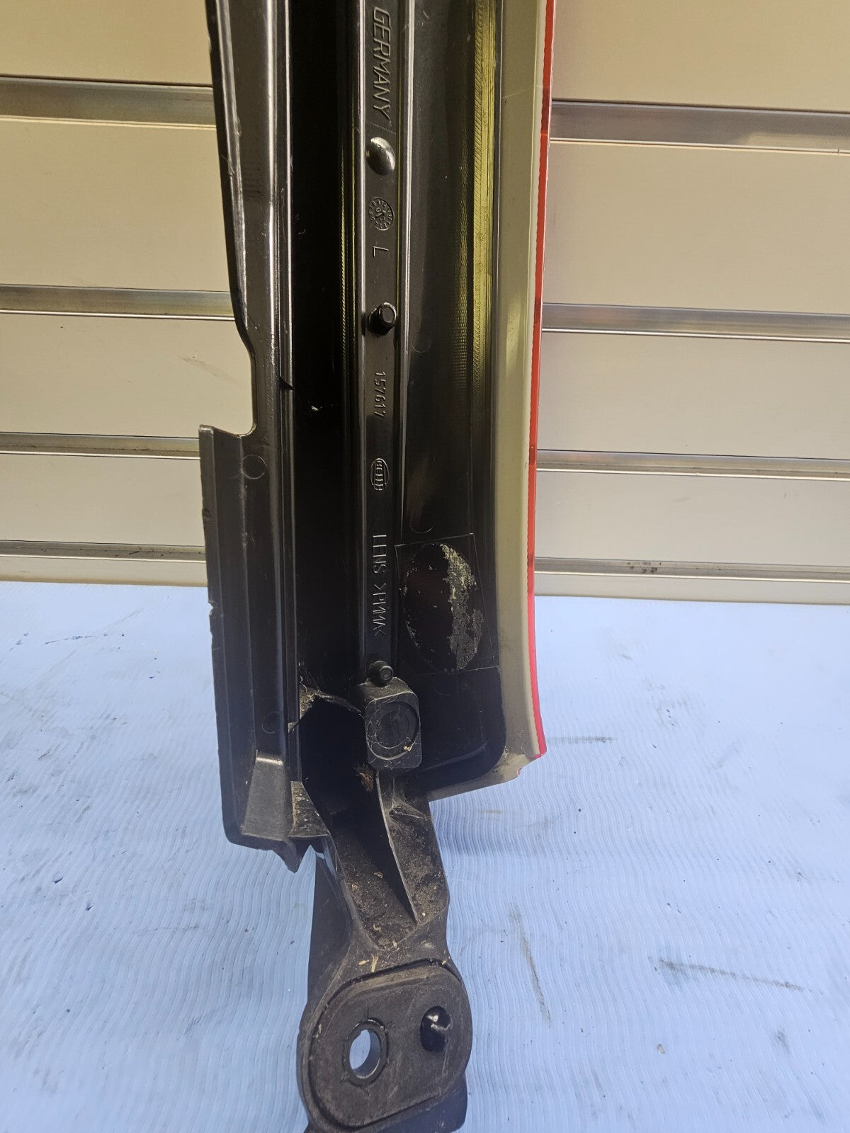🔥03-06 Volvo XC90 Rear Left Driver Tail Brake Stop Light Lamp Assembly OEM
