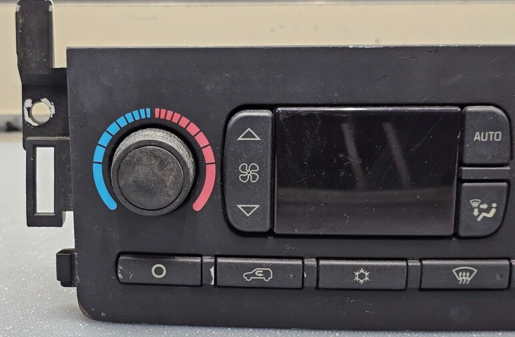 🔥03-06 Silverado Sierra Dash Climate Heater Temperature Control Air Conditioner