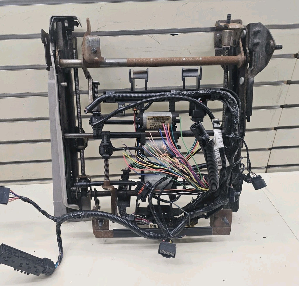🔥06-11 Buick Lucerne Front Right Passenger Power Motorized Seat Track Assembly