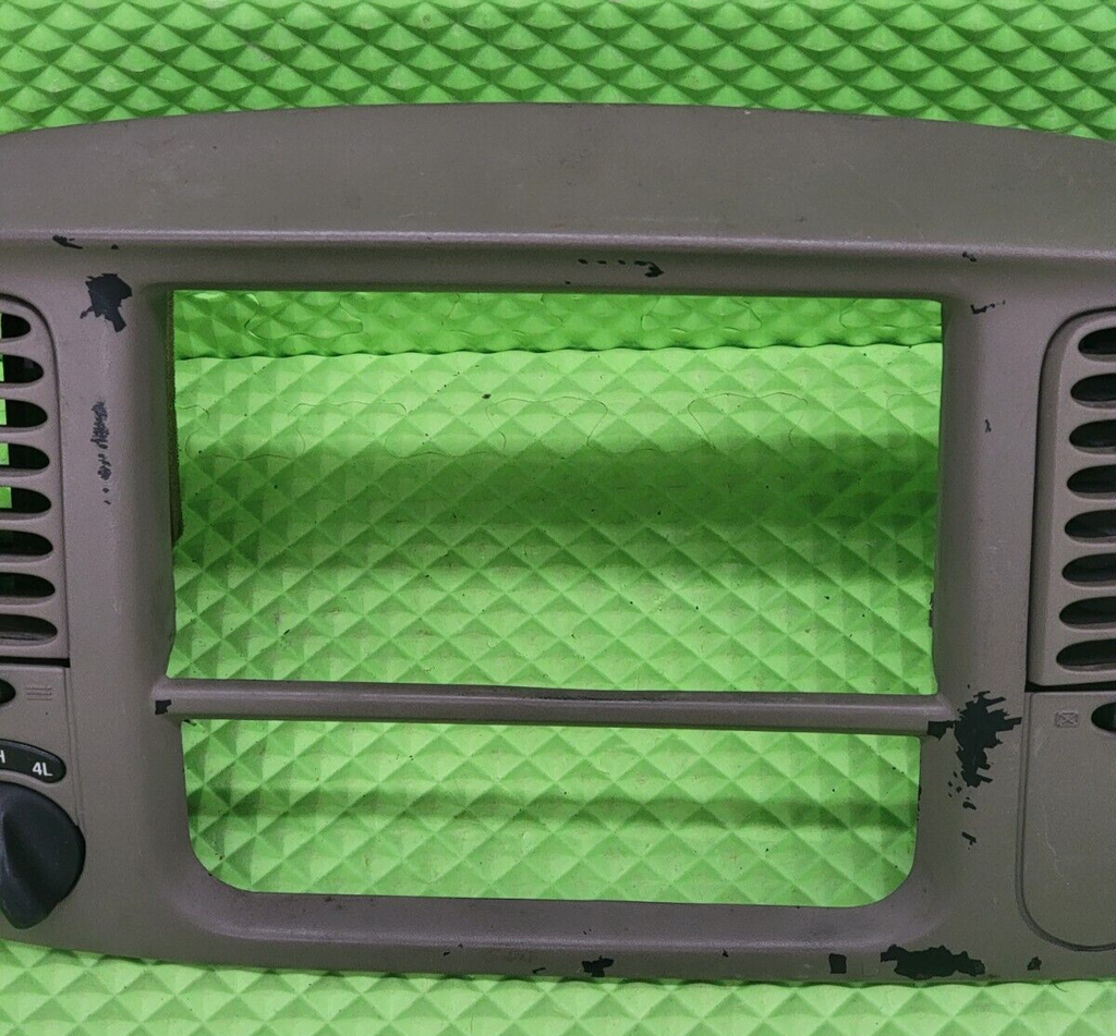 🔥97-03 Ford F150 Center Dash Radio Climate BEZEL Trim Panel Line Light Tan B1