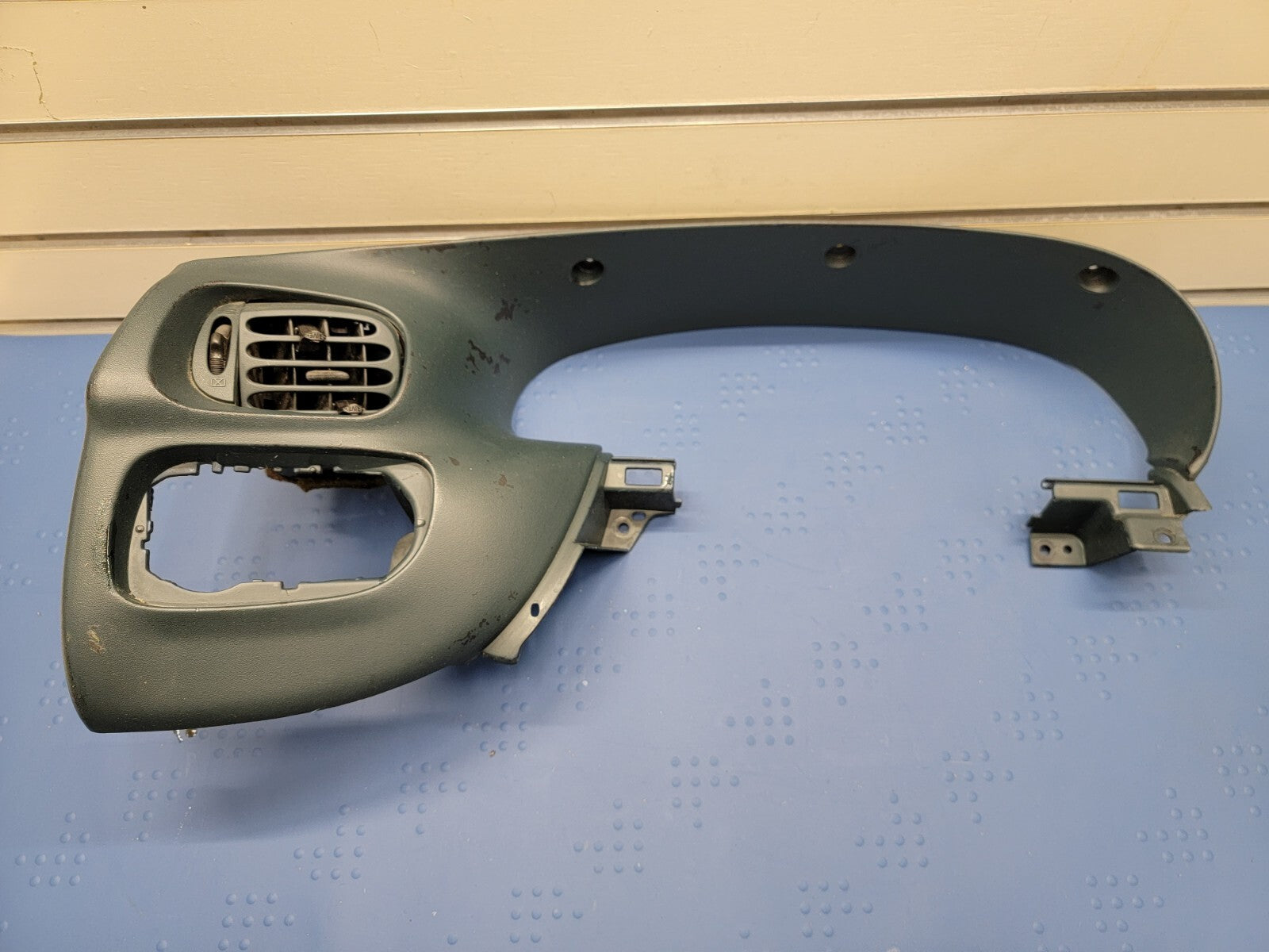 97-03 Ford F150 Dash Speedo Instrument CLUSTER Bezel Gauge Trim Panel GREEN C13