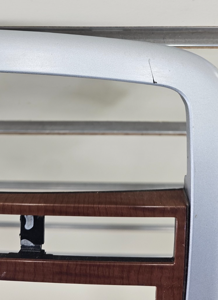 🔥07-09 Equinox Center Dash Radio Climate Surround Bezel Trim SILVER/WOOD B43