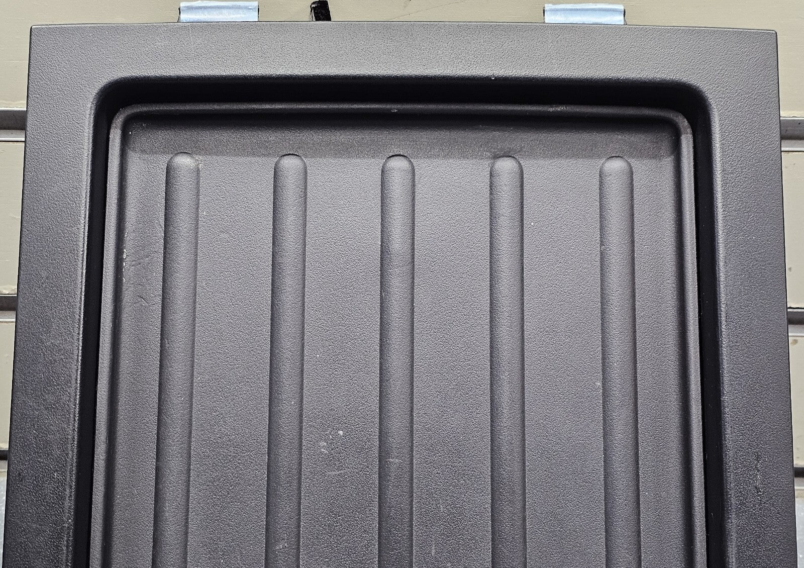 🔥04-08Ford F-150 Dash Storage Upper Center Bezel Panel Trim TRAY with AUX Input