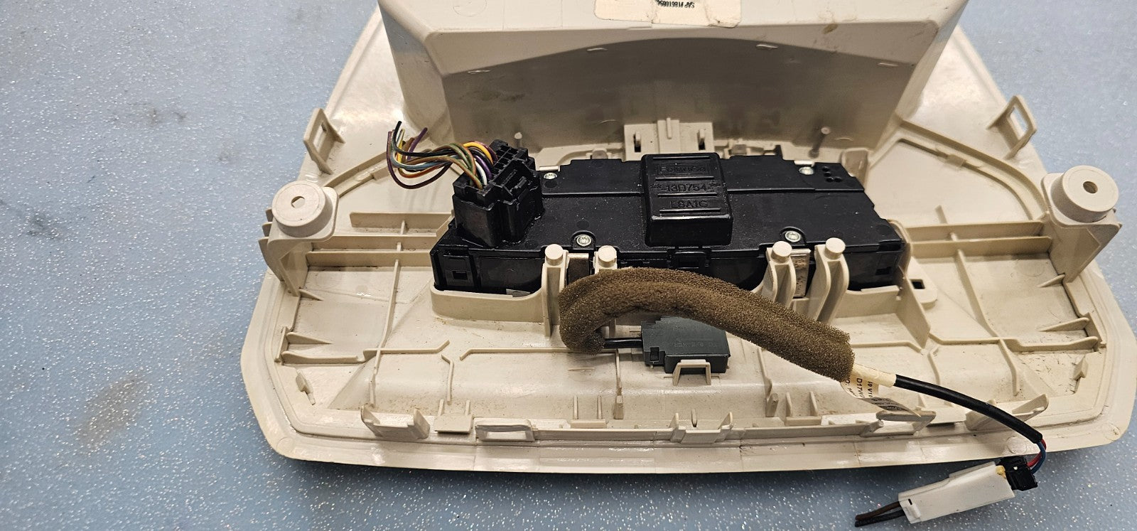 🔥12-18 Focus C-Max Overhead Upper Roof Console Dome Light Lamp Assembly Tan OEM