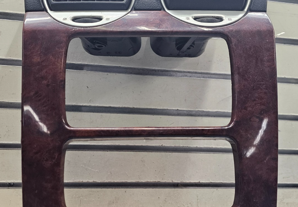 03-08 ENVOY XL FRONT RADIO DASH SURROUND BEZEL TRIM PANEL CLIMATE WOODGRAIN B45