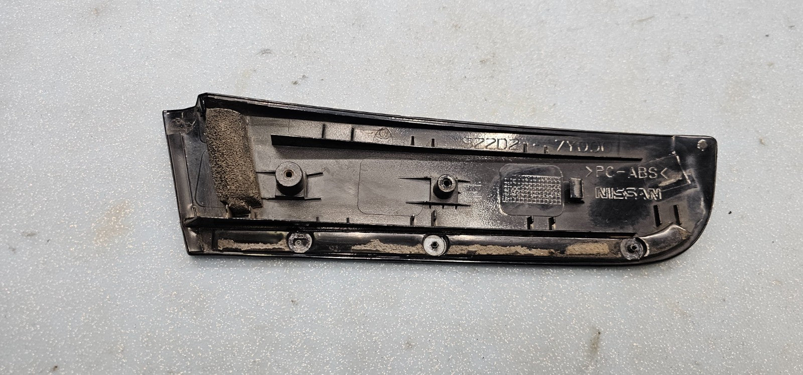 🔥2004-2008 Nissan Maxima Passenger Side Rear Door Sash Cover Trim Panel OEM