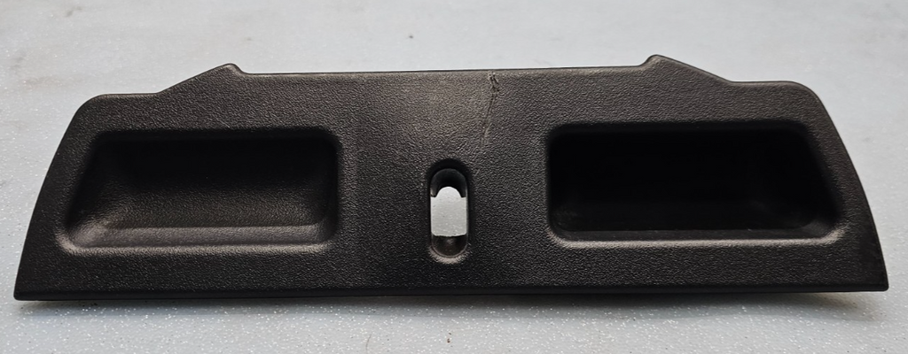 95-06 Silverado Sierra C/K 1500 2500 Center Console Jump Seat Lid Latch Assembly