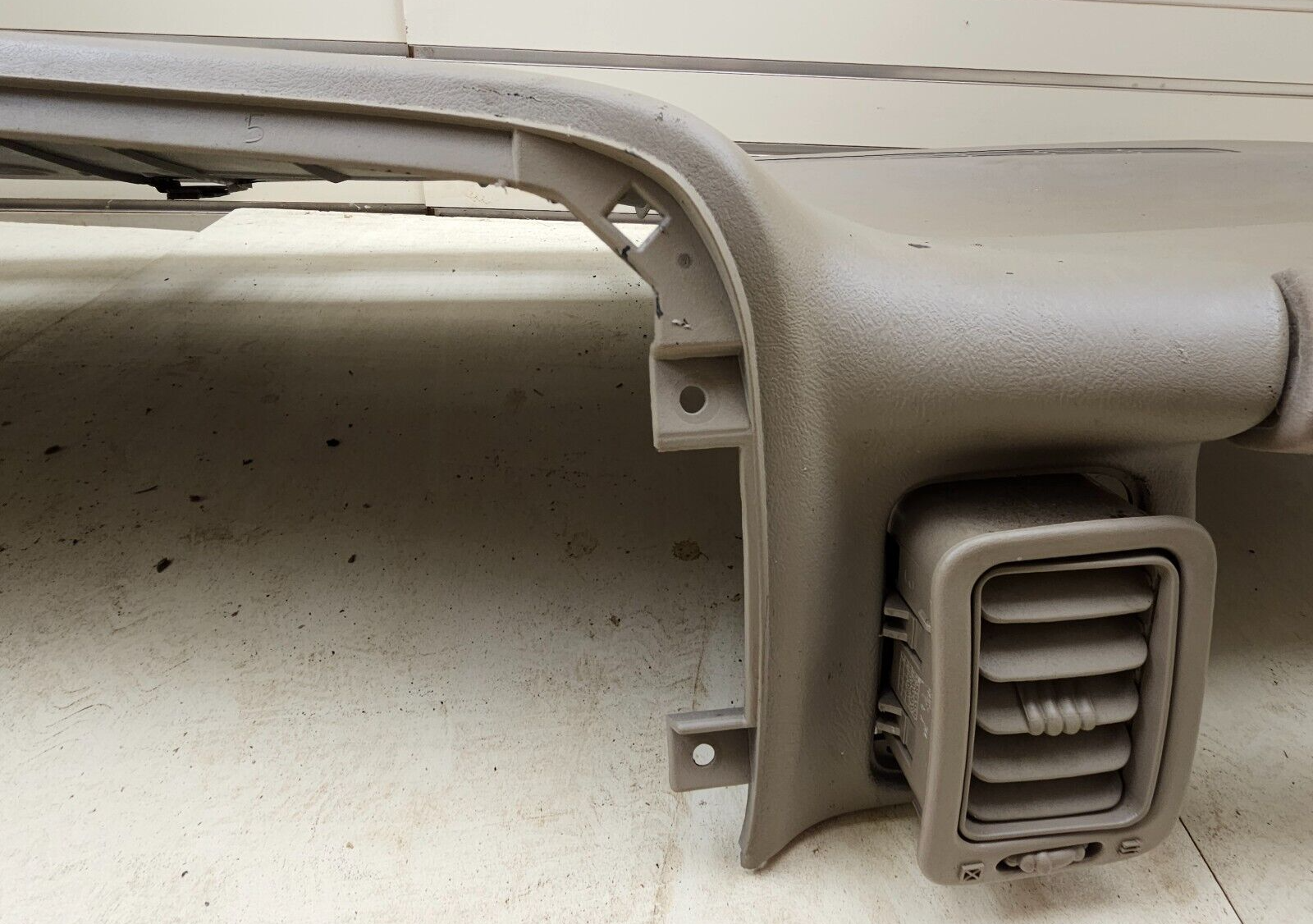 🔥99-06 SILVERADO SIERRA TAHOE Upper Dash Cap Cover Top Dashboard Pad Tan DP1