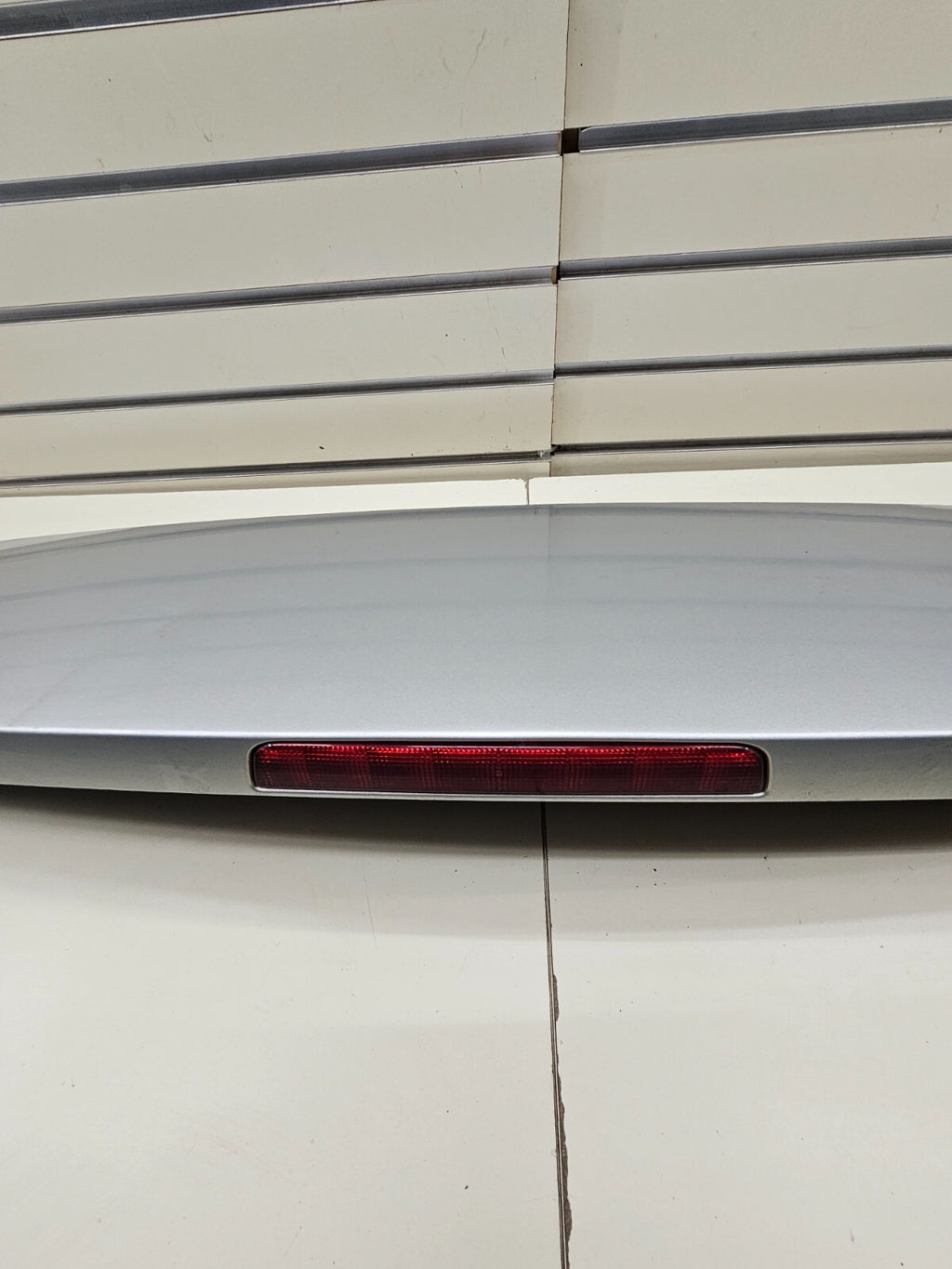 11-20 Dodge Grand Caravan Rear Upper Hatch Spoiler Wing Mount Break Light Silver