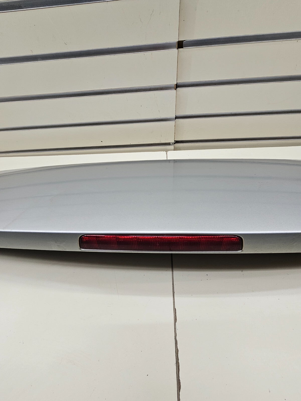 11-20 Dodge Grand Caravan Rear Upper Hatch Spoiler Wing Mount Break Light Silver