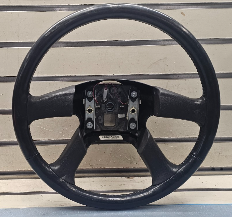 🔥03-06 SILVERADO SIERRA YUKON TAHOE SUBURBAN STEERING WHEEL LEATHER BLACK