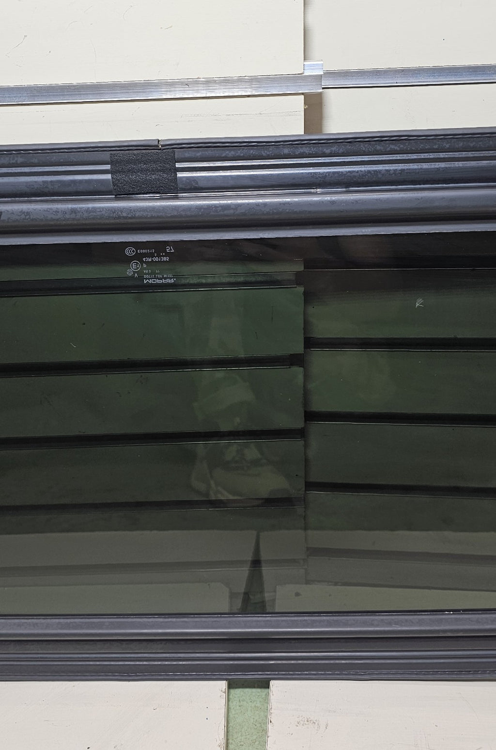🔥06-10 JEEP COMMANDER Front Sunroof Moonroof Glass Panel Window Assembly Mopar