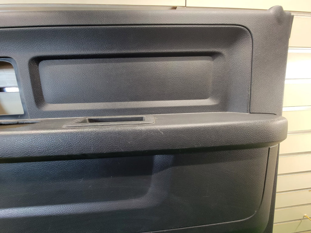 🔥2012-2015 Dodge RAM Interior Door Panel Front RIGHT SIDE PASSENGER GRAY
