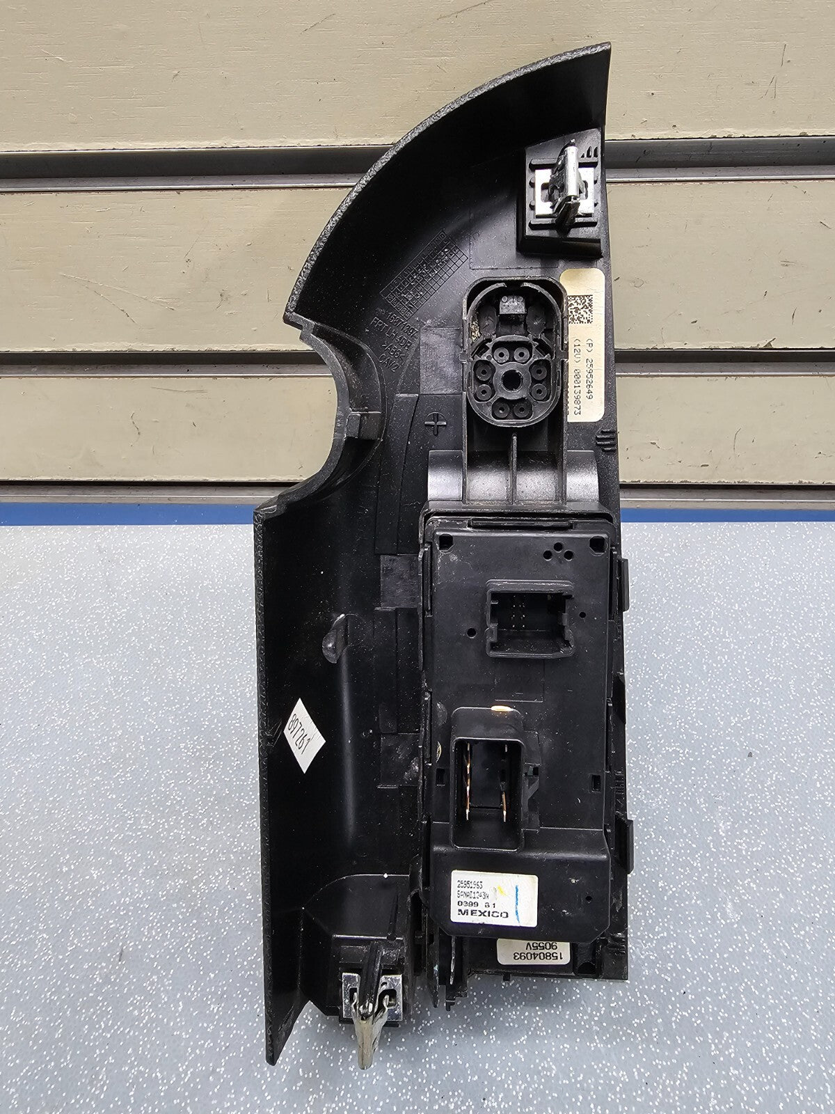 07-13 CHEVY SILVERADO SIERRA LEFT DRIVER MASTER POWER WINDOW SWITCH SILVER WS47